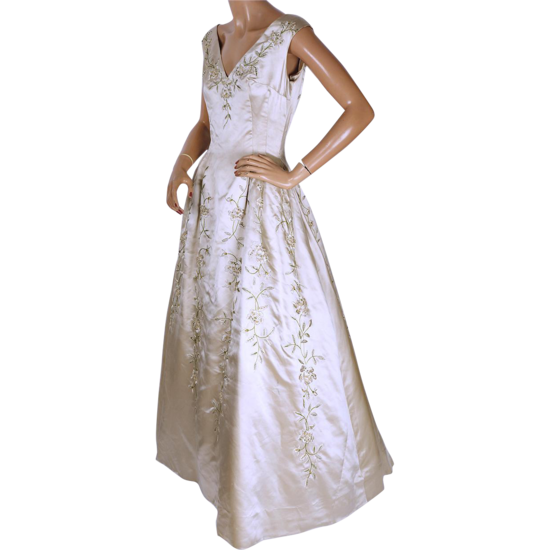Ball Gown 1950s.png