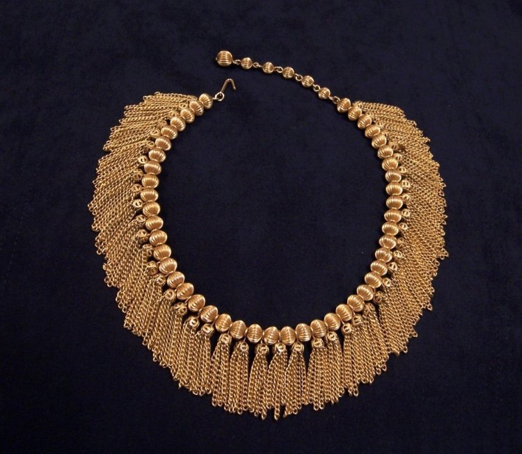 Bead-fringe necklace.jpg