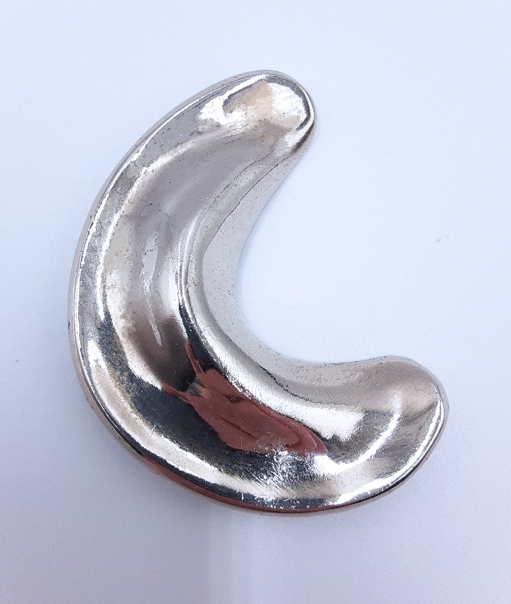 bernardbeanpin01.jpg