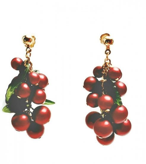 berry dangles earrings 1.jpg