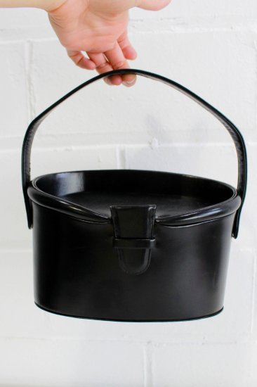 black bucket purse-13.jpg