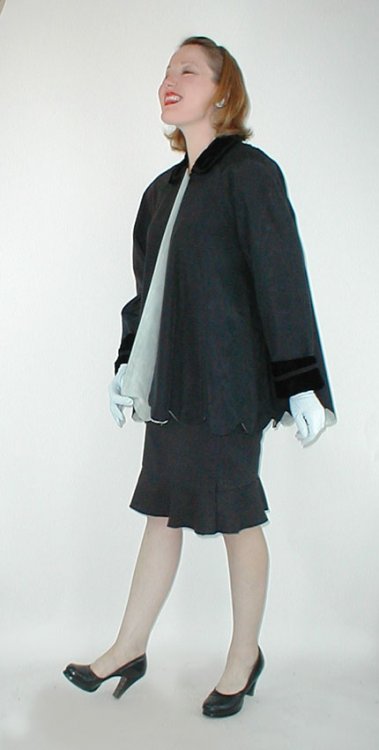 blackmoirefailleswingcoat1.jpg