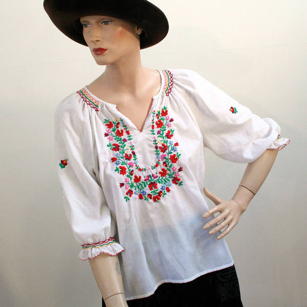 Blouse_Hungarian-Embr-Poly_10314-6W02_01small.jpg