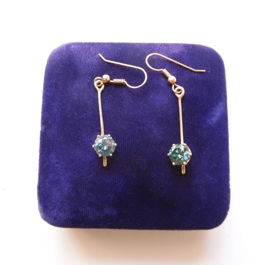 blue diamond earrings005 1st pick .jpg
