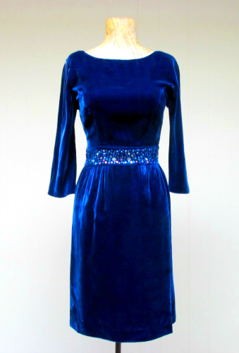 blue velvet dress vfg.jpg