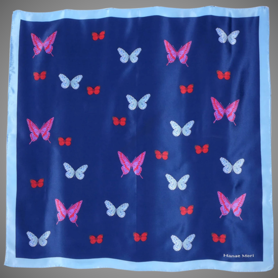 bluebutterflyscarf.png
