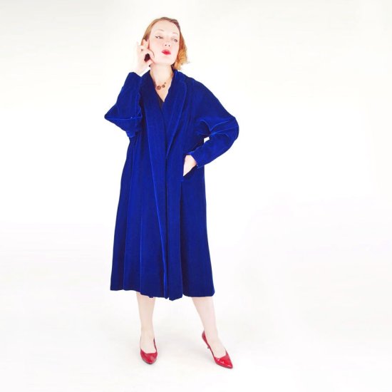 bluevelvetswingcoat1.jpg