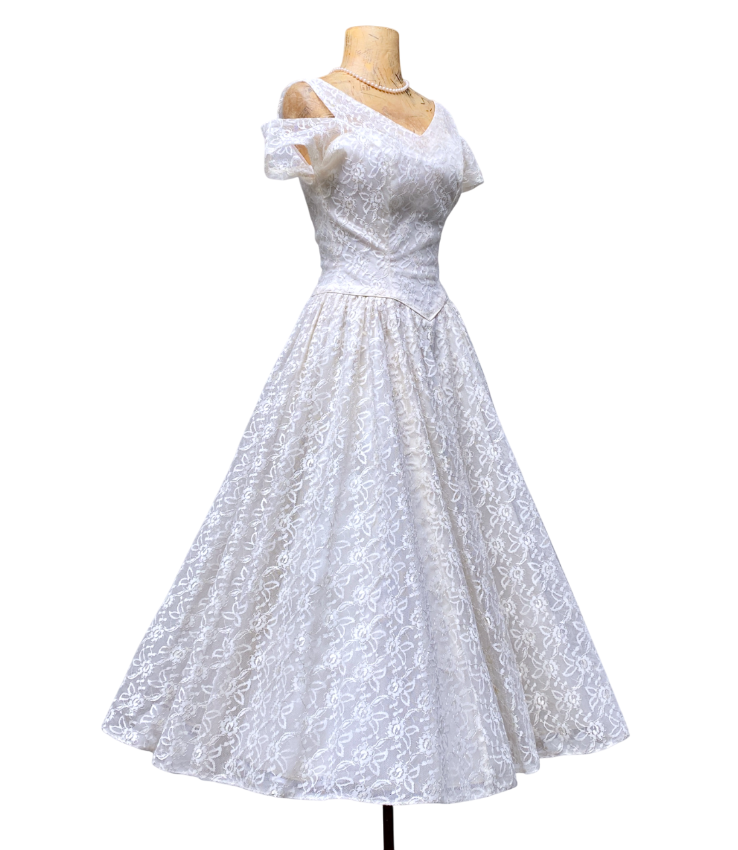 bridal lace 1.png