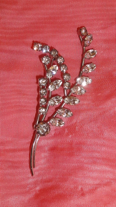 brooch3.jpg