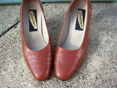 brown heels3.jpg