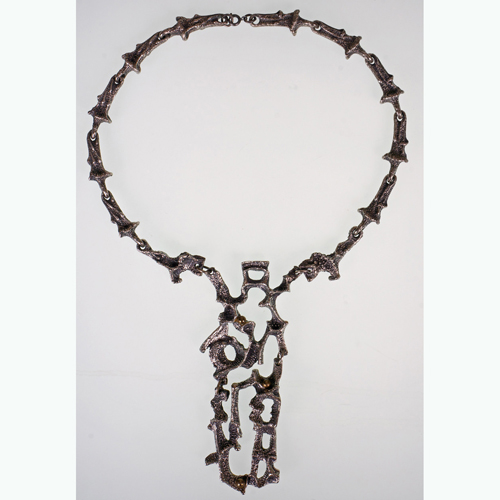 BrutalistNecklacevfg.jpg