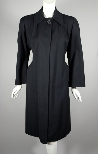 C152-black wool gabardine film noir late 1940s coat ladies - 2.jpg