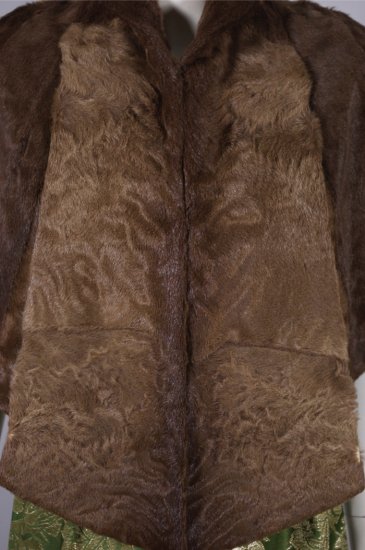 C159-brown fur capelet stole 1950s evening wrap - 02.jpg