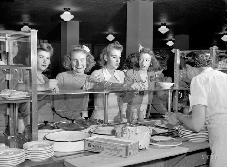cafeteria copy.jpg