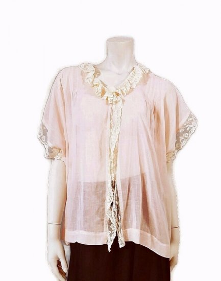 combing robe bed jacket,1900s,pink,antique,edwardian,cotton,anothertimevintageapparel.jpg