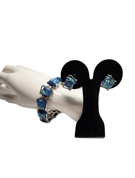 coro 1950s 60 blue confectti lucite bracelet and earring set-PhotoRoom.png-PhotoRoom.png