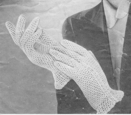 crochet gloves close up.jpeg