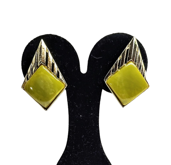 diamond shaped green lcuite and gold earrings 60s 1-PhotoRoom.png-PhotoRoom.png