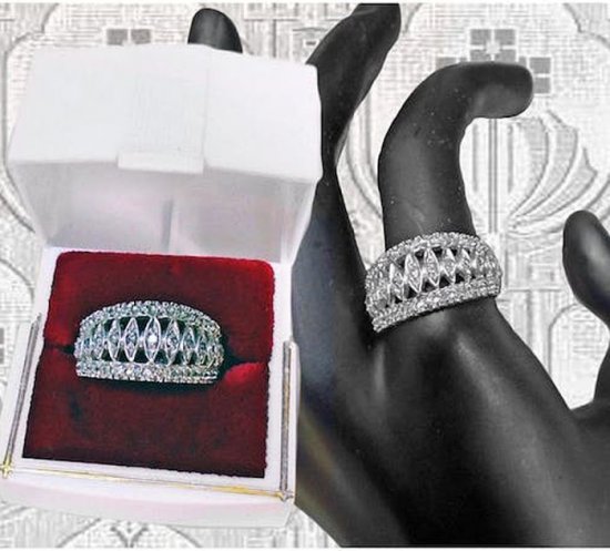 diamond_ring_original_ring_box.jpg