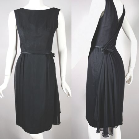 DR1106 black 1960s bombshell cocktail dress XS.jpg