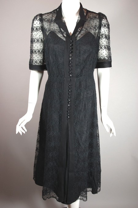 DR1139-sheer floral lace late 1930s black dress size L - 3.jpg