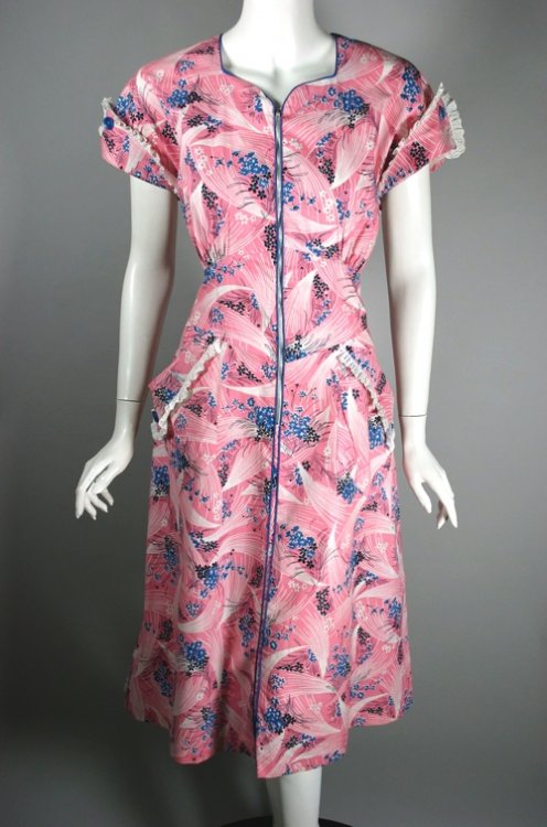 DR1147-deadstock 1940s 1950s cotton dress zip front pink - 1.jpg