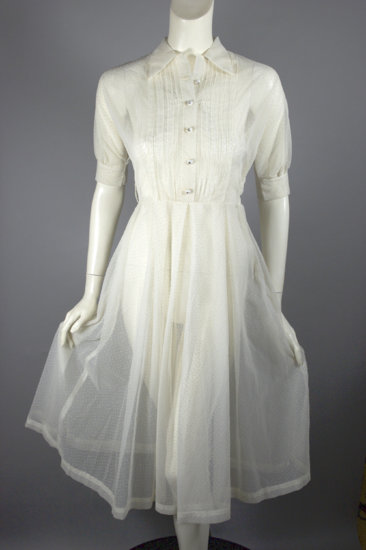 DR1292-ivory dotted swiss 1950s sheer dress full skirt S - 4.jpg