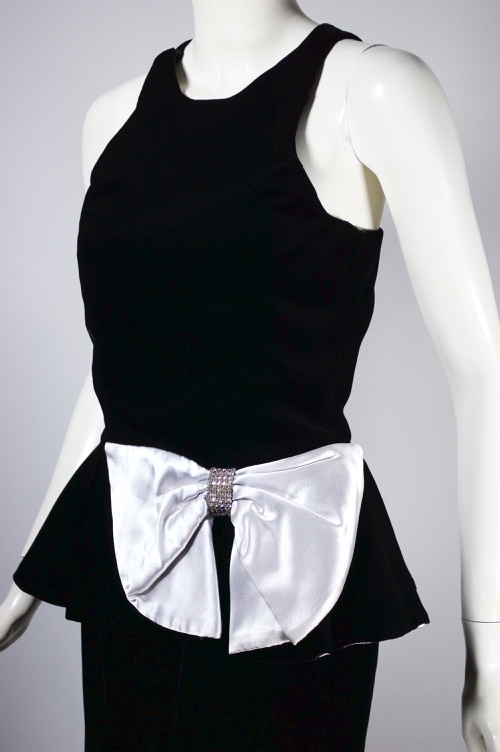 DR1367-1980s peplum party dress black velvet white satin bow XS - 03.jpg