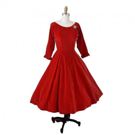 dr4103v1-50s-red-velvet-full-dress-1950s-holiday-party-dresses.jpg