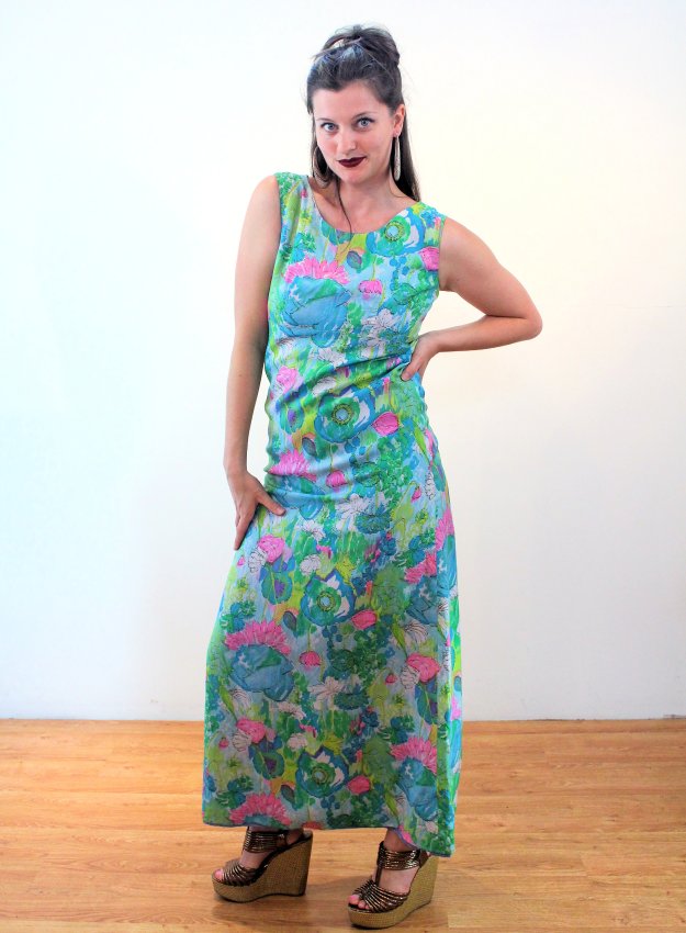 Dress_60s-Maxi_Colorful-Green-Blue-Pink-Floral_MB51822-833_05.JPG