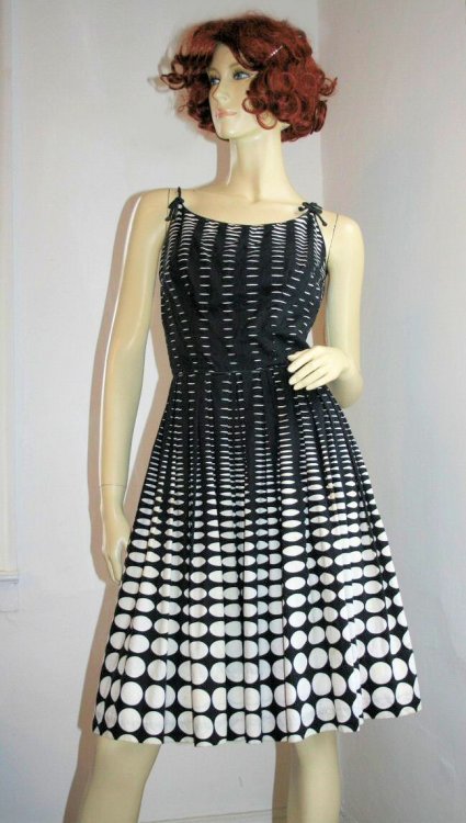 Dress_BlkWht-Op-Art_SA_001.jpg