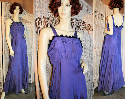 Dress_Purple-30s-Gown_CR_01_small.jpg