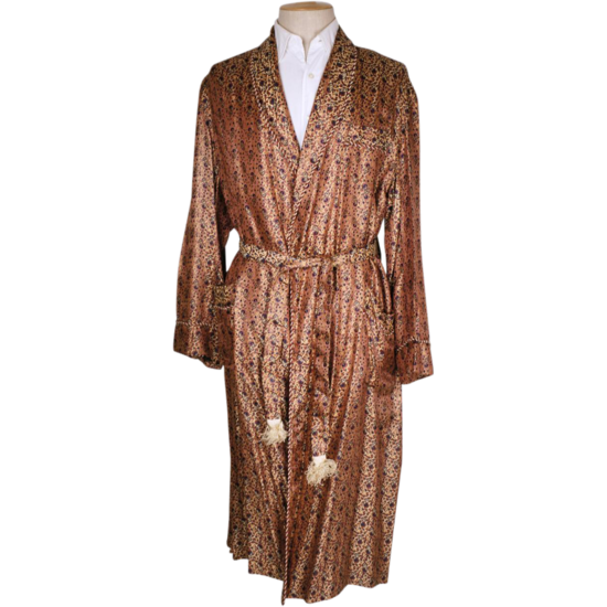 Dressing Gown Mens Brocade.png