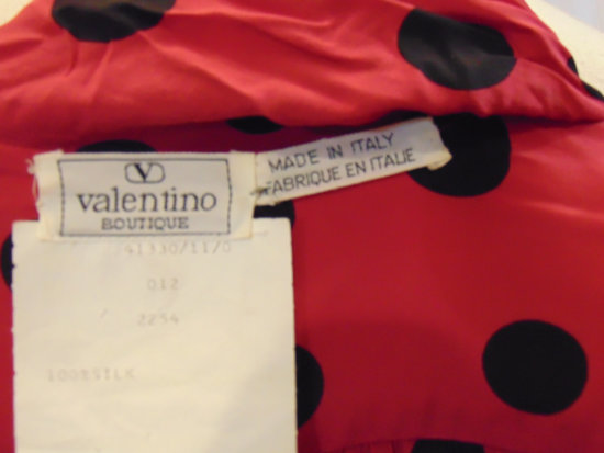 Help with dating a Valentino Boutique dress Vintage Guild Forums