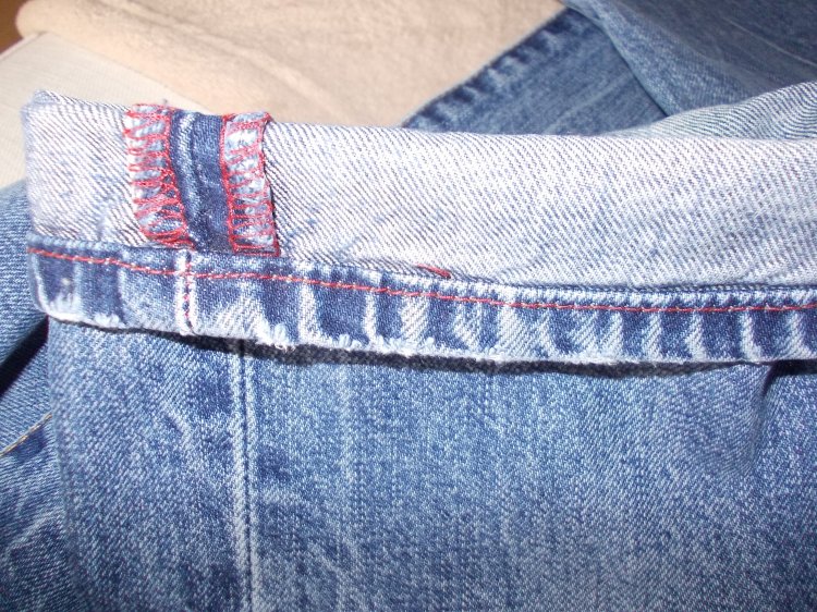 levi jeans with red stitching