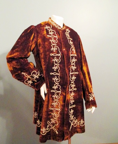 early 20s antique coat robe rust velvet.JPG