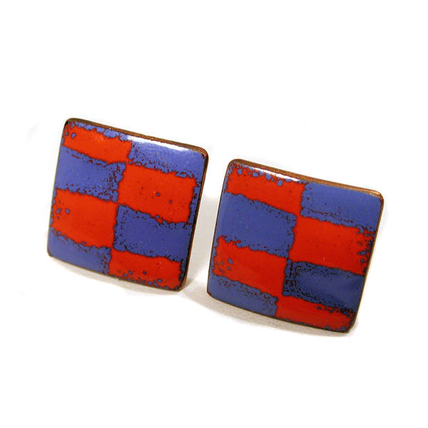 Earrings_KayeDenning_RedBlue-Squares_Eby_03small.jpg