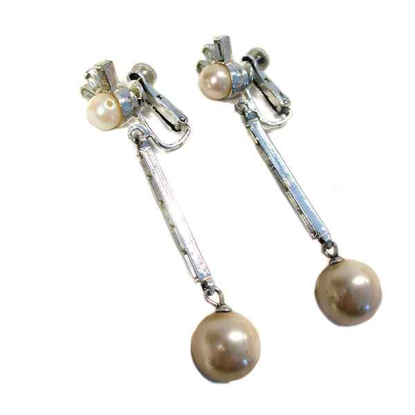 Earrings_Vendome-PearlDrops_2515-375W01_01small.jpg