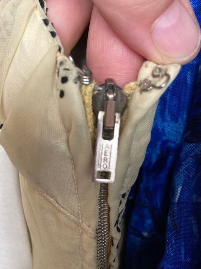 flocked dress zipper.jpg