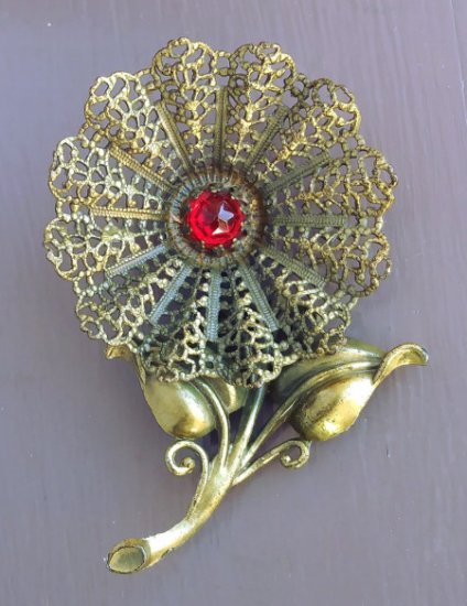 floralbrooch1_vfg.jpg