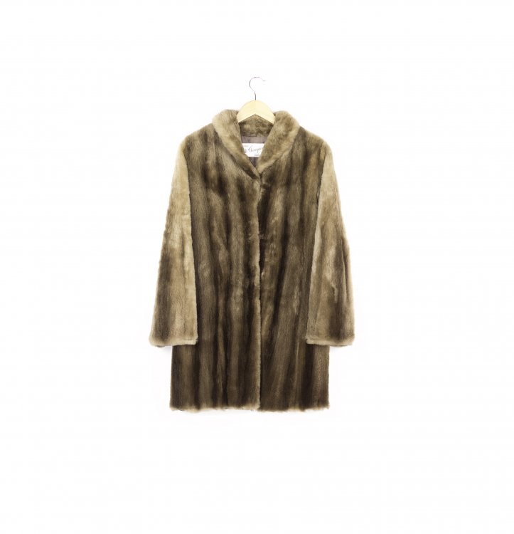 help identifying fur coat | Vintage Fashion Guild Forums