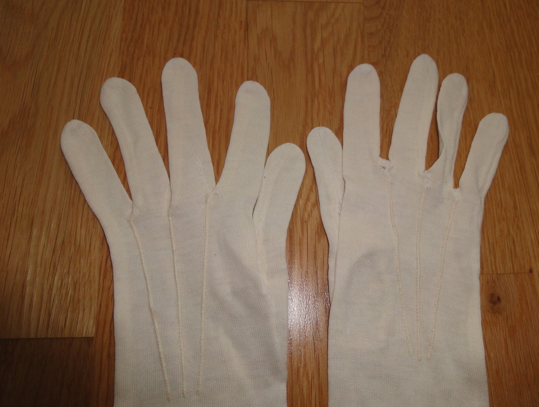 gloves3.jpg