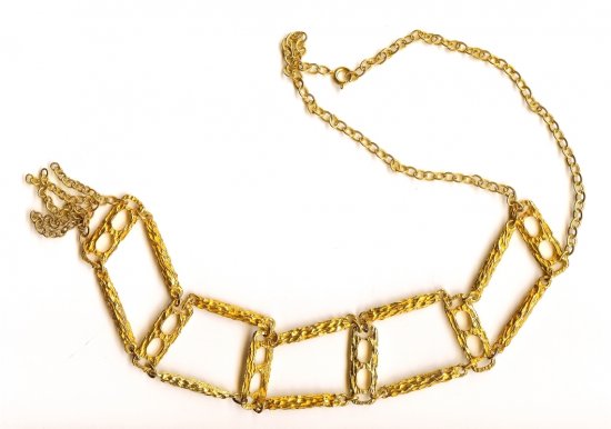 goldnecklace1.jpg