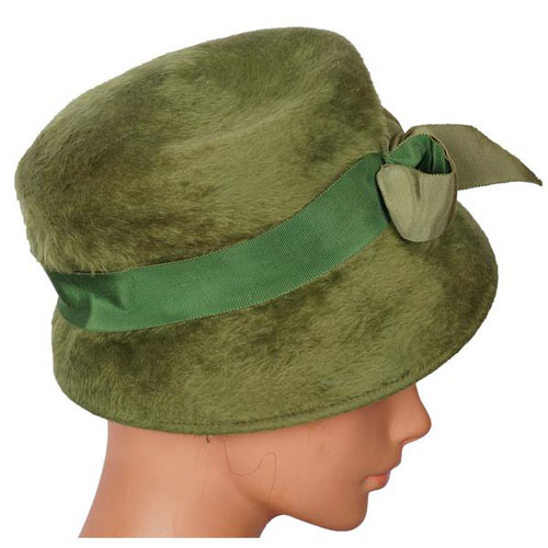 Green-Felt-Velour-Bucket-Hat-2_grande-vfg.jpg