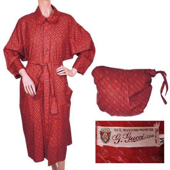 Gucci-Red-Travel-Raincoat-900_grande.jpg