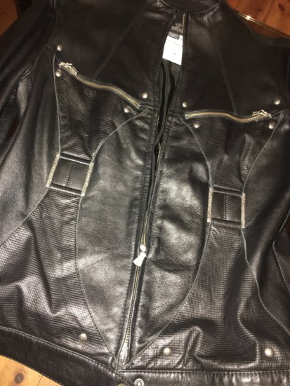 Premium Quality Versace Leather Design Pattern NO. : VS-011 – Hype