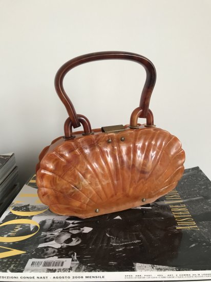 Dating and pricing this HARDY bakelite purse Vintage Fashion Guild Forums