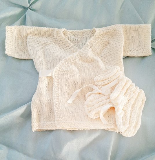infant sacque kimono with booties,never worn,vintage 50s,anothertimevintageapparel.jpg