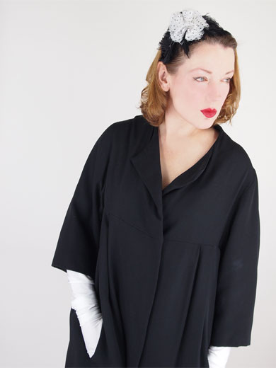 item185.3-50s-vintage-elegant-black-silk-coat-bullocks-wilshire-label.jpg