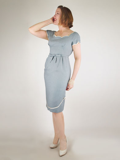 item193.1-60s-vintage-jane-derby-gray-linen-scalloped-trim-sheath-dress.jpg